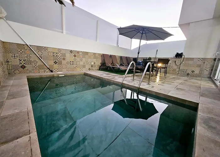Villa Blue Moon