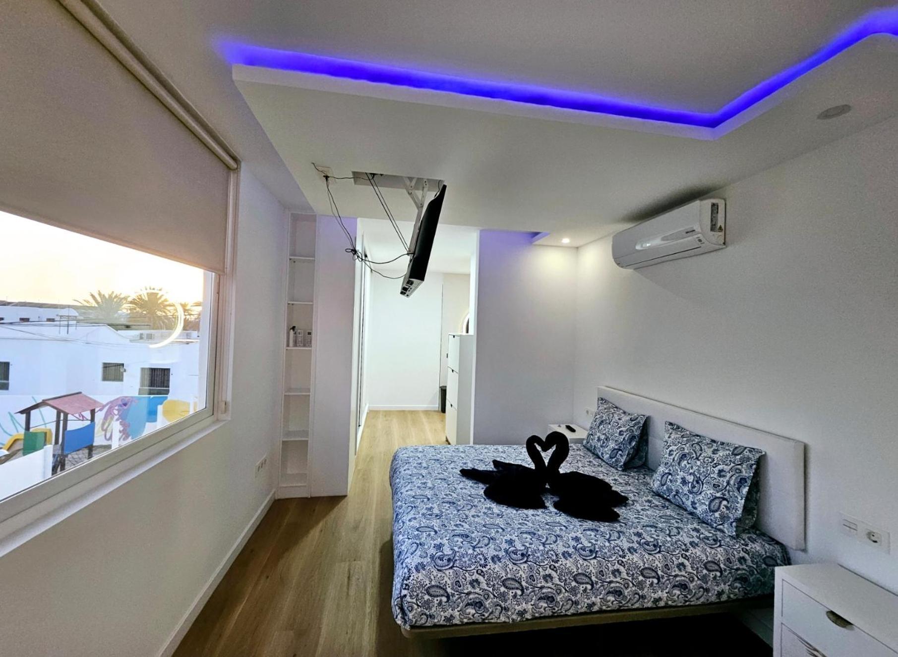 Villa Blue Moon