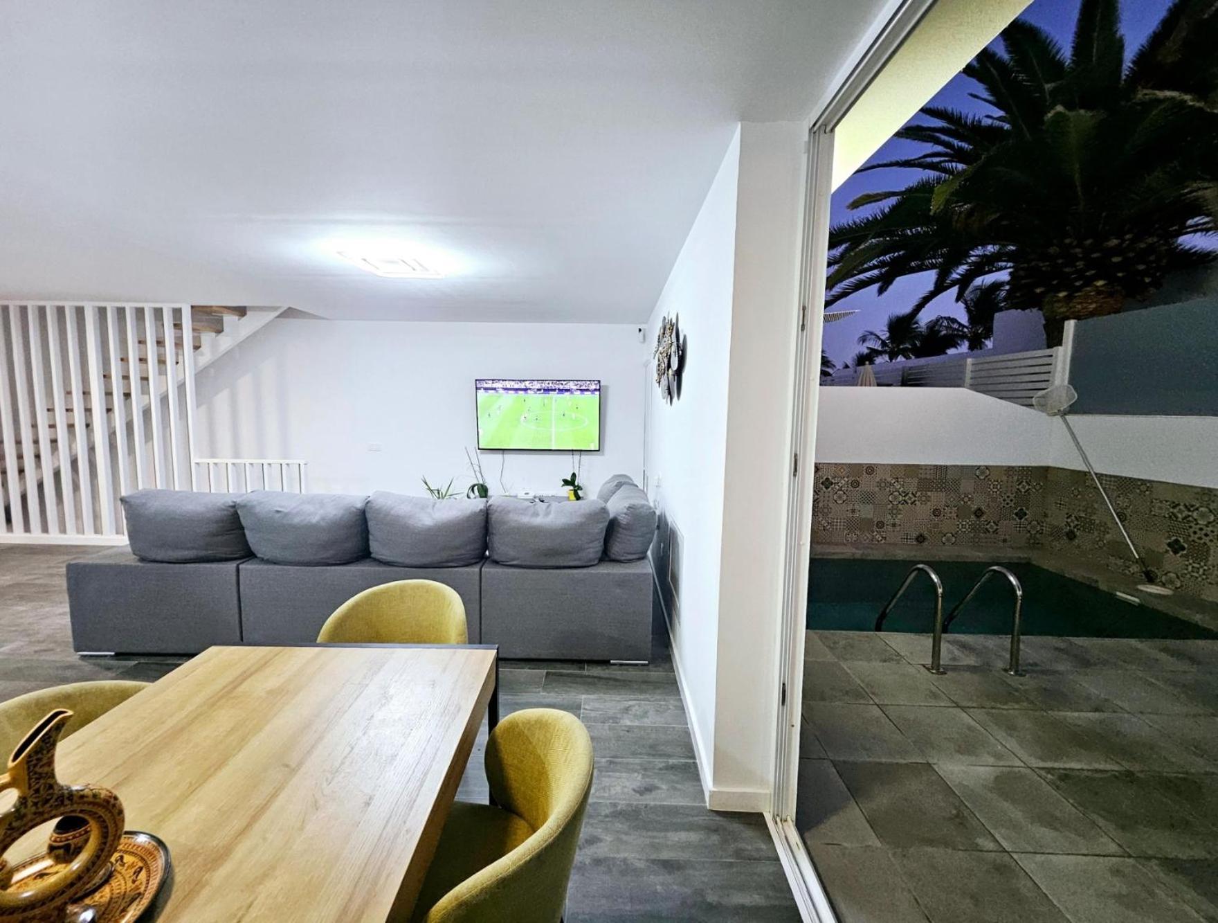 Blue Moon Villa